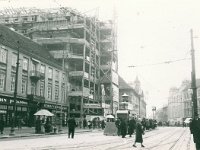 Trg bana Jelačića 1930. godine. Hotel Milinov u izgradnji